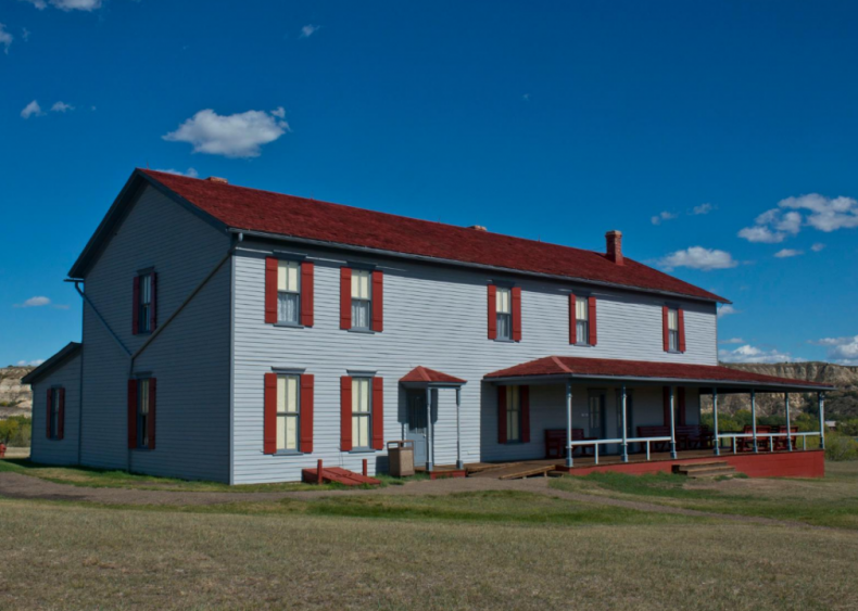 North Dakota: Chateau de Mores, Medora