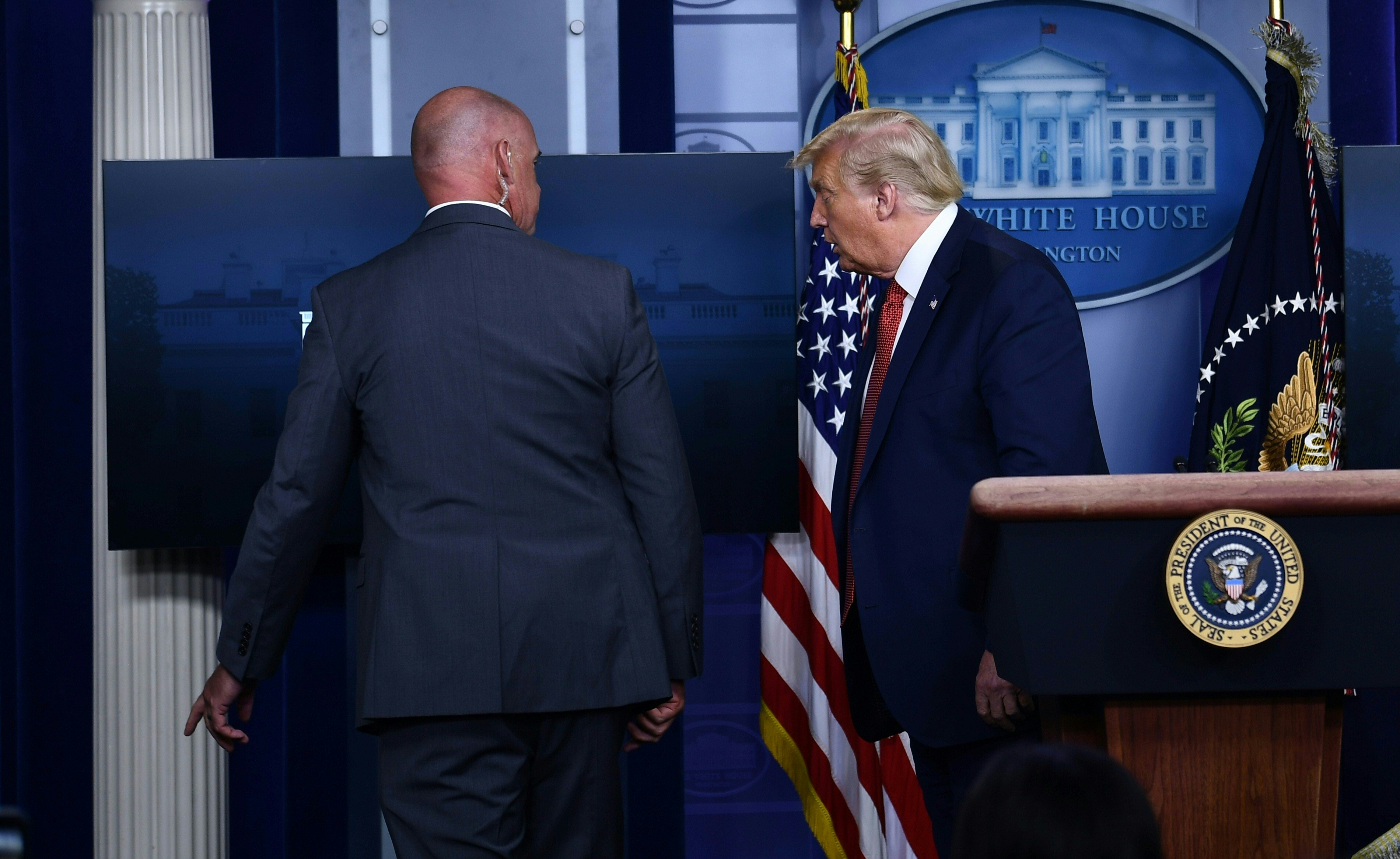 If Donald Trump Refuses To Leave The White House Secret Service Will Escort Him Out