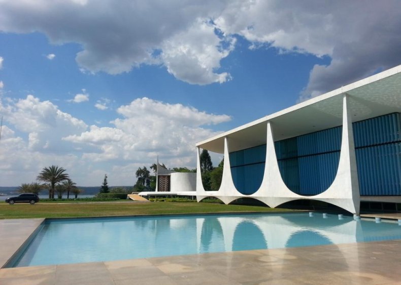 Jair Bolsonaro: Alvorada Palace Jair Bolsonaro: Alvorada Palace