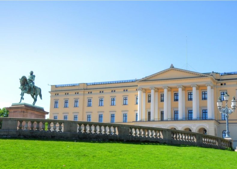 Harald V: Royal Palace Harald V: Royal Palace