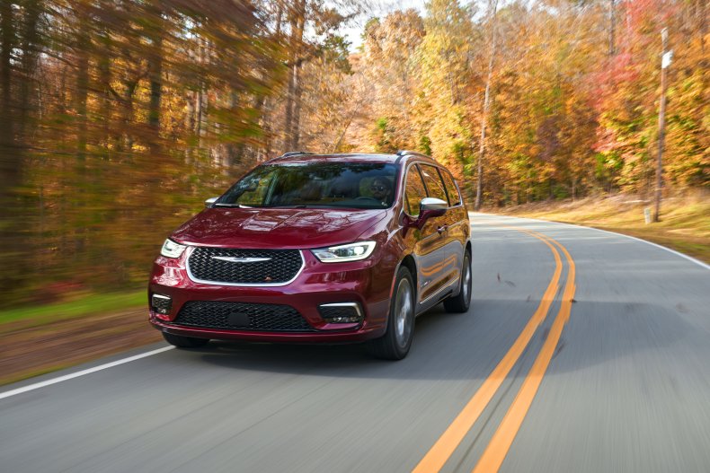 2021 Chrysler Pacifica AWD Review first drive 2021 Chrysler Pacifica AWD Review first drive