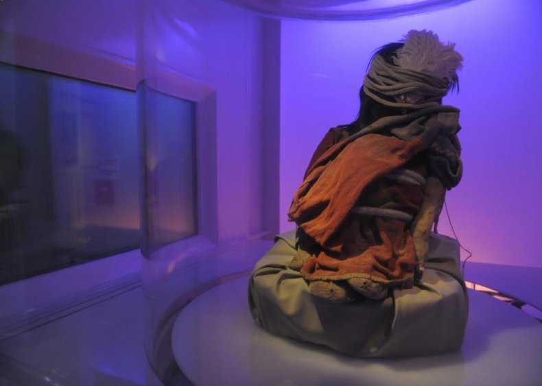 Frozen bodies of children sacrificed by Inca