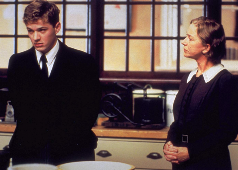 #100. Gosford Park (2001)