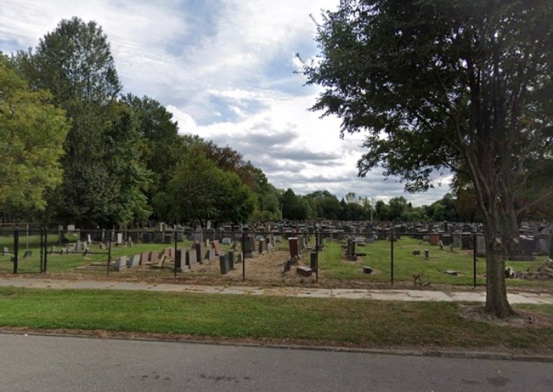 Lansing Avenue Jewish Cemetery
