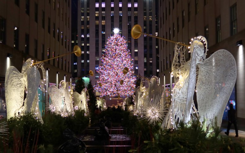 How To Watch the Lighting of the Rockefeller Center ...