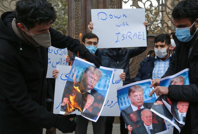 Iranian Students Burn Photos Trump and Biden