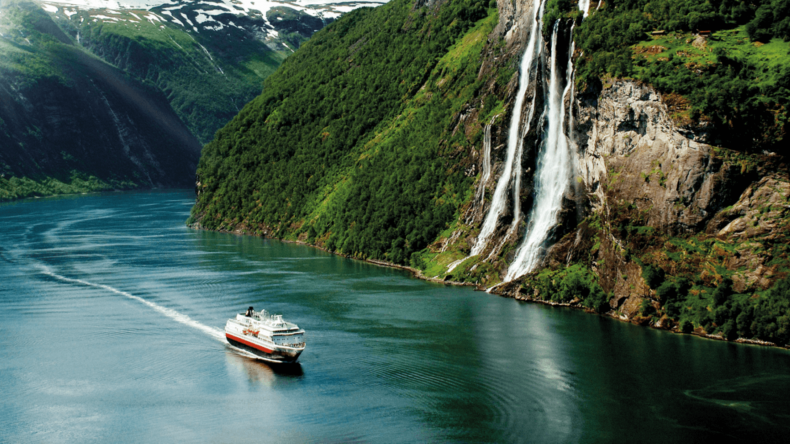 hurtigruten norway cruise