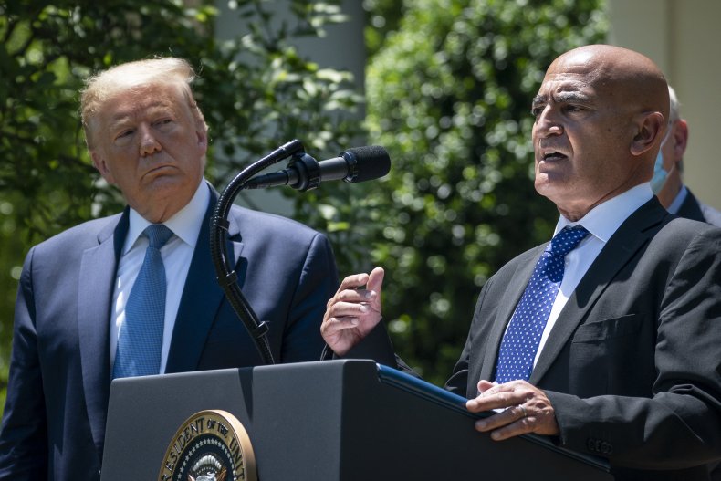 Donald Trump Moncef Slaoui