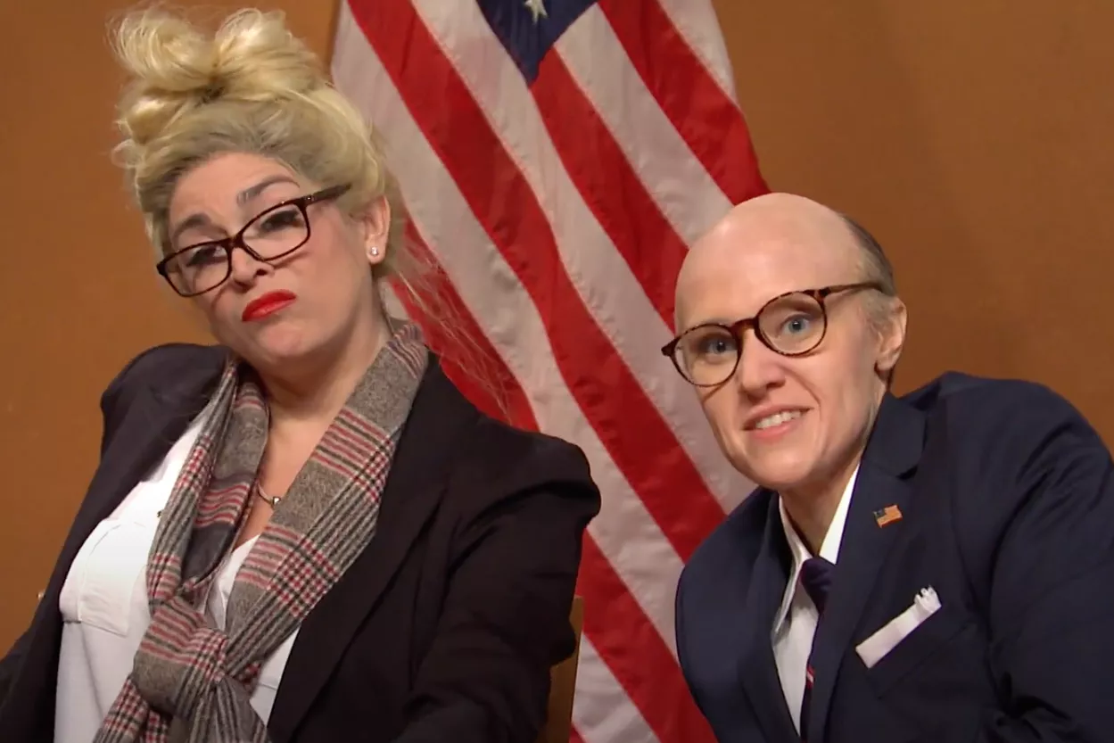 Kate McKinnon Returns as Farting Rudy Giuliani in SNL Cold Open - Newsweek