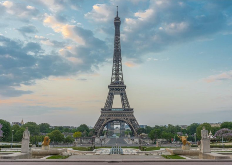 Paris Paris