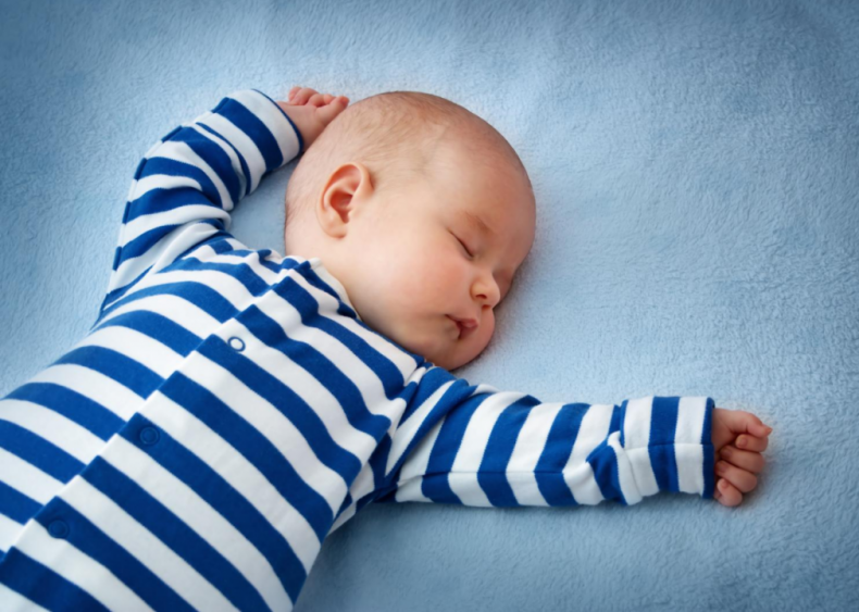 France: Babies sleep through the night at 10 weeks