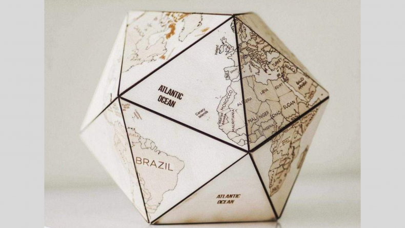 EnjoyTheWood™ World Globe Office Supplies Wooden Icosahedron