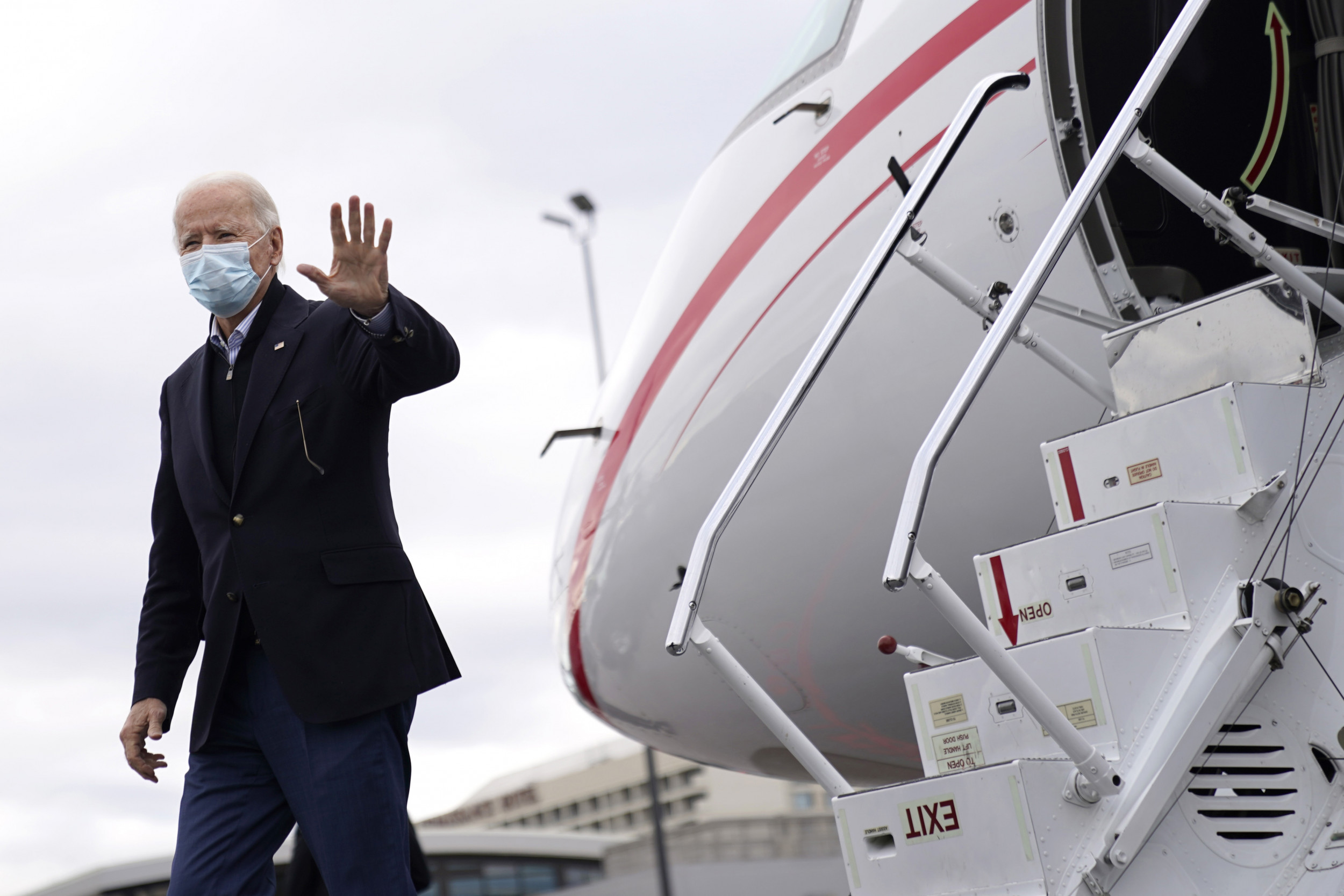 Biden Slams Loeffler, Perdue for Supporting Bid to Toss Out Georgia Election Results