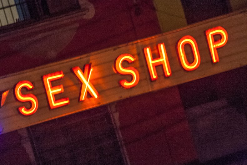 sex shop, mississippi, veteran 
