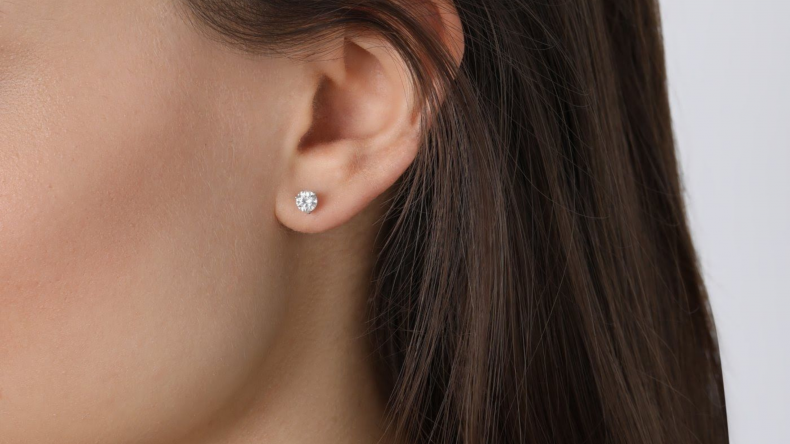 Blue Nile Lightbox Round Solitaire Martini Earrings