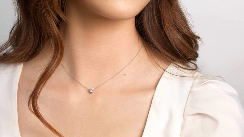Blue Nile Lightbox Solitaire 14k Gold Pendant