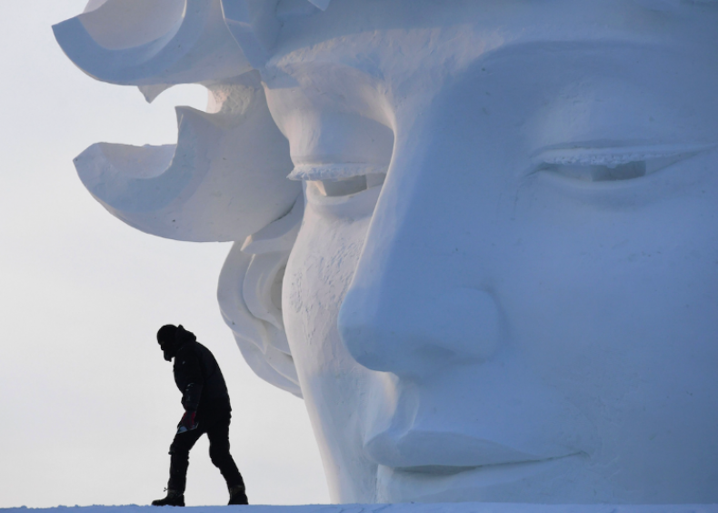 50 amazing snow and ice sculptures from around the world