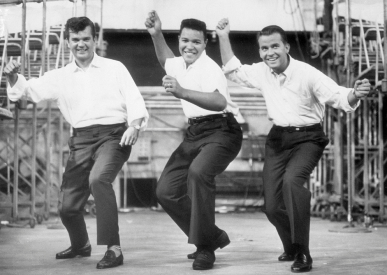 Chubby Checker does The Twist