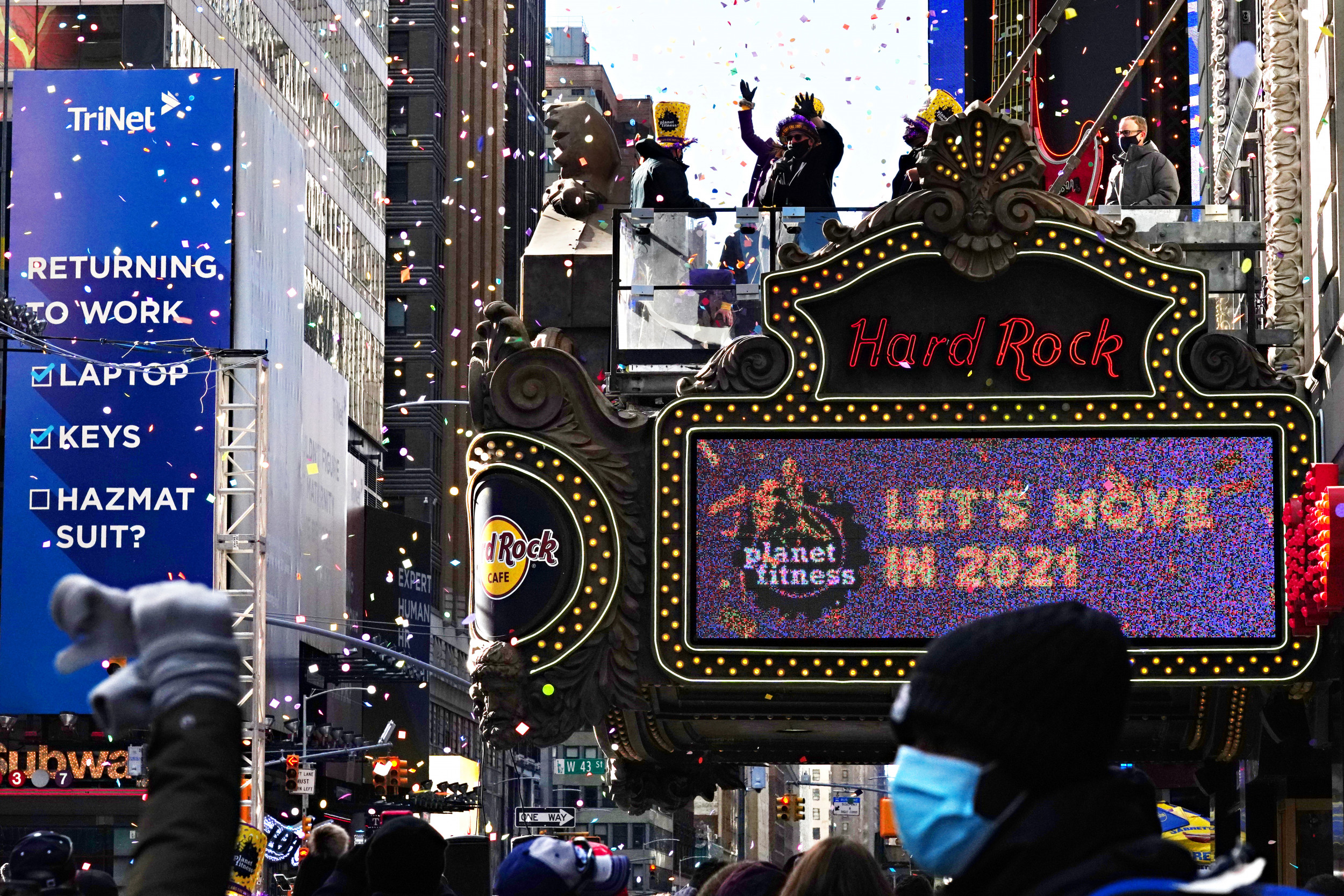 New Years Eve Livestream 2021 Watch Times Square Ball Drop Online and on TV