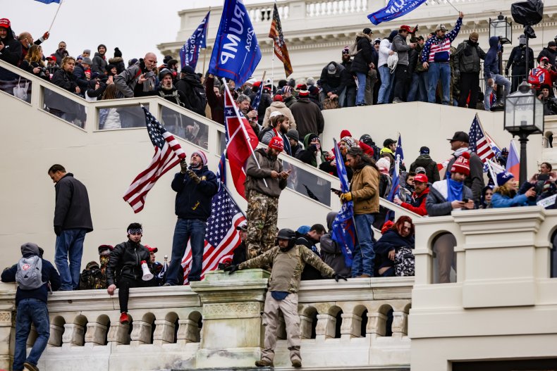 pro-trump supporters breach U.S. Capitol