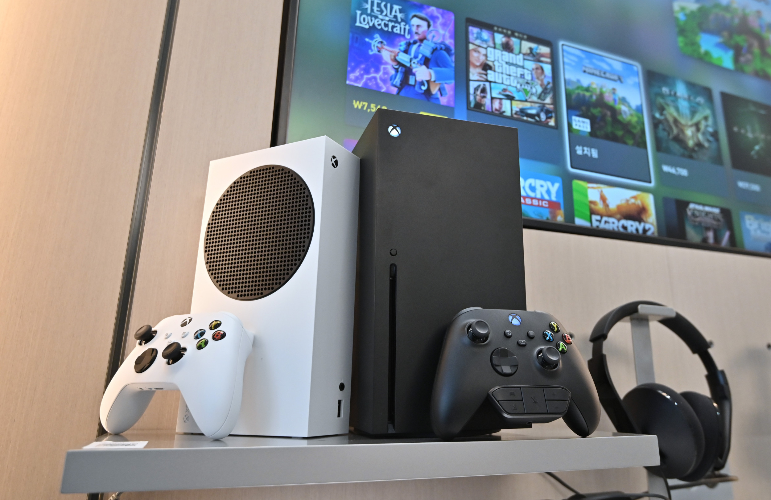 Xbox Series X Restock Updates for Antonline Target Best Buy and More