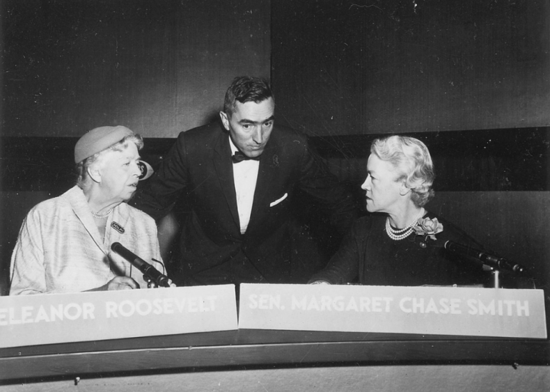 1956: First televised presidential debate 1956: First televised presidential debate