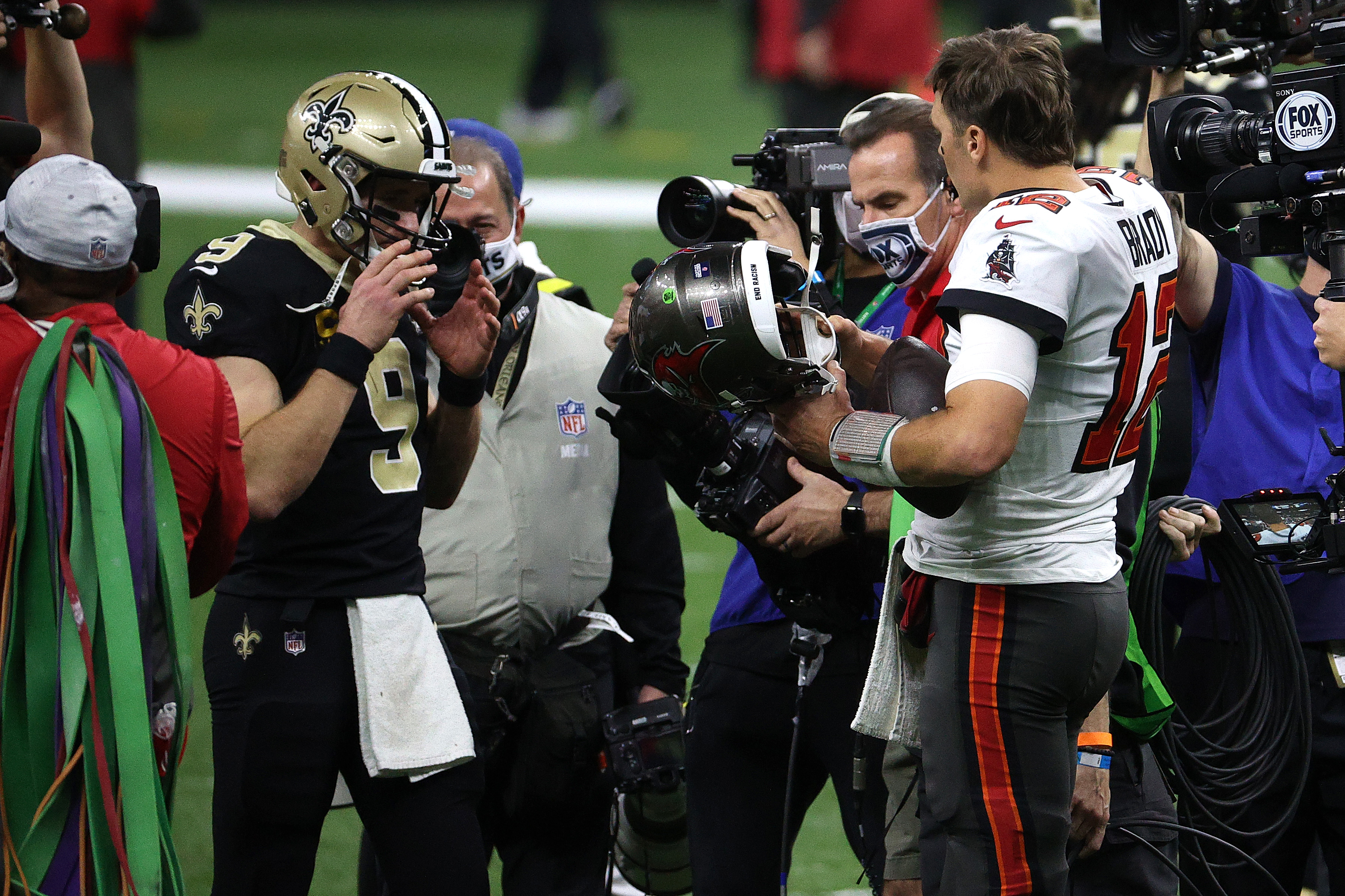 Drew Brees overtakes Tom Brady for career touchdown lead