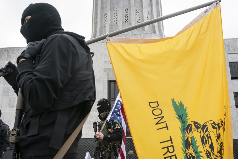 Militia members protest in Oregon before inauguration