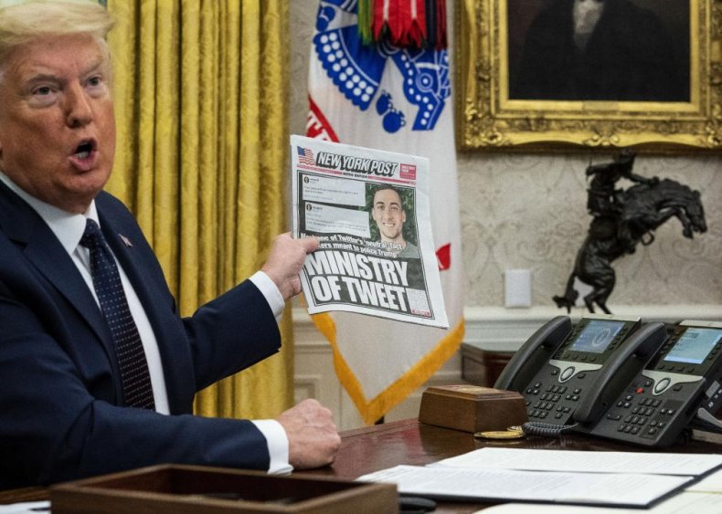 Trump tweets from the White House
