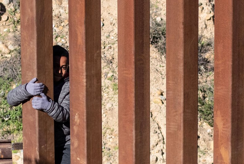 migrant child US Mexico border stranded Trump