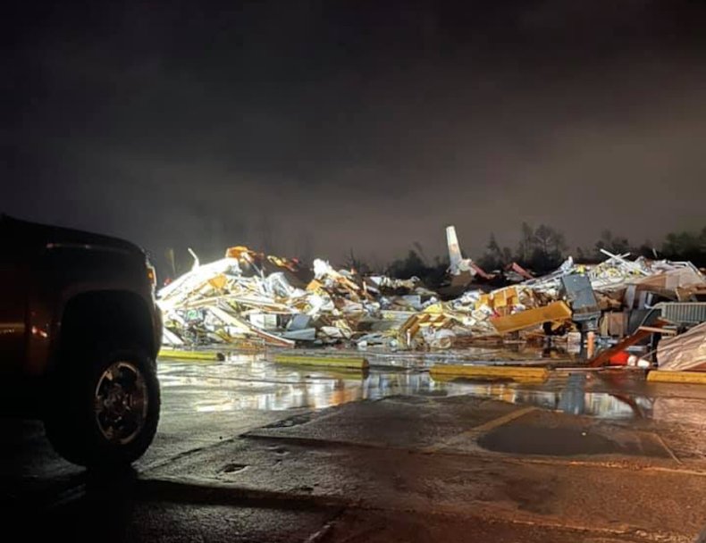 tornado, alabama, fultondale, hurst towing, justin hindman