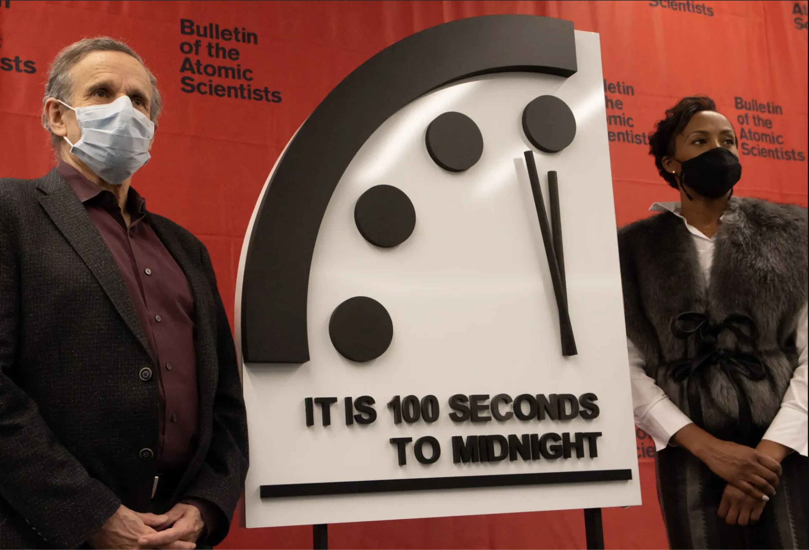 Время судного часа. СТО секунд до полуночи: часы Судного дня. 100 Секунд до Судного дня. Часы Судного дня 100 секунд. Часы Судного дня 2021.
