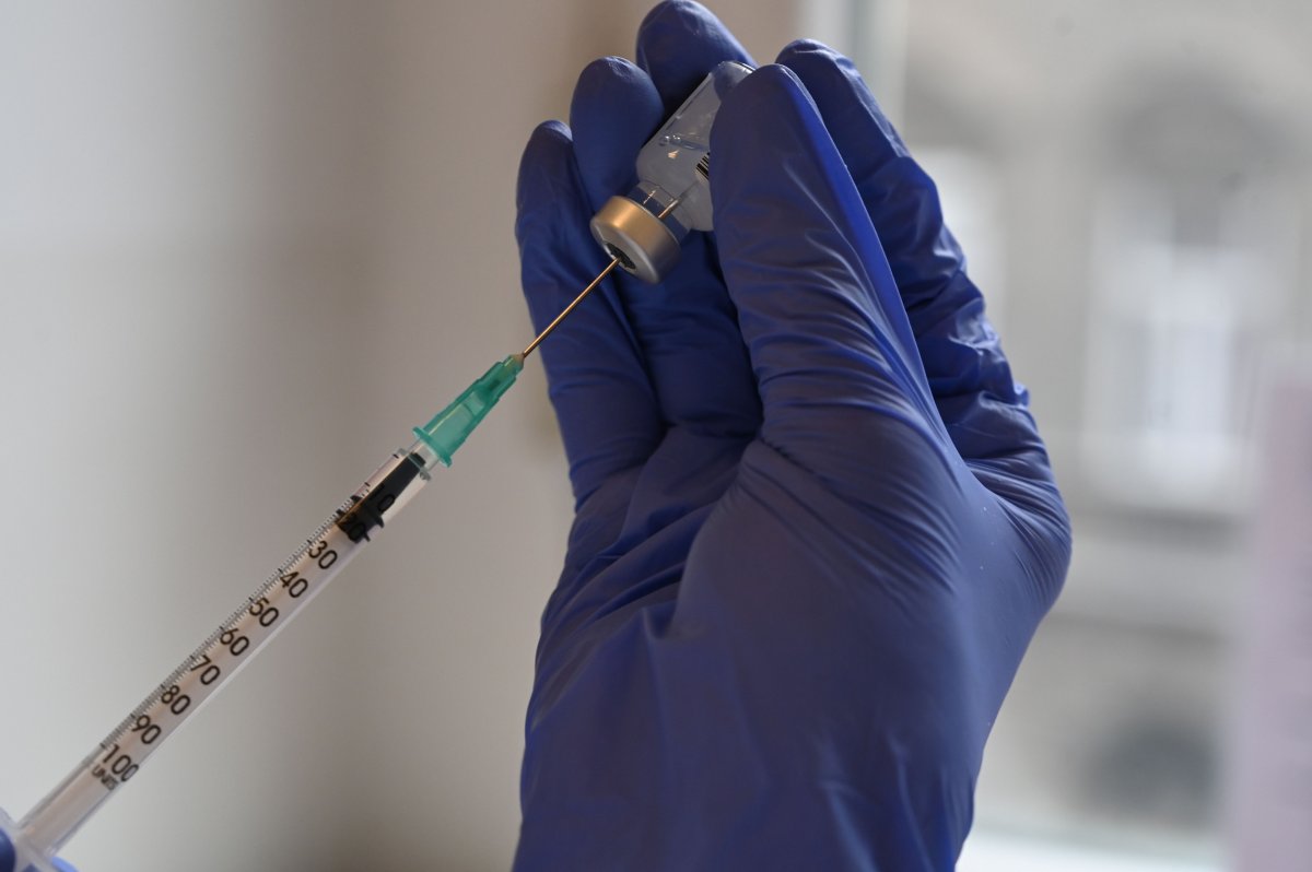 Nurse prepares the Pfizer-BioNTech COVID-19 vaccine