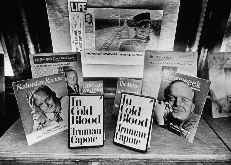 Truman Capote publishes "In Cold Blood"