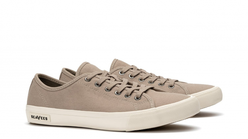 Casual vintage never looked this good. Elevate your style ...