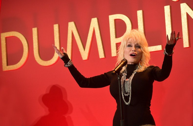 Dolly Parton Turns Down Medal of Freedom