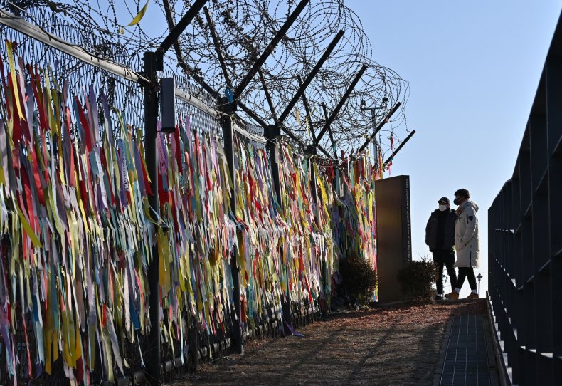 north, south, korea, border, peace, fence