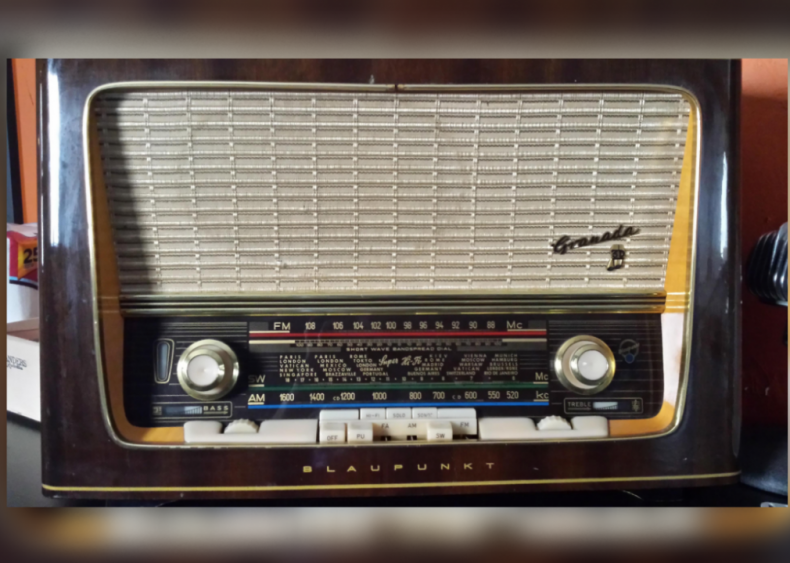 1929: Car radios