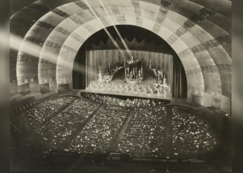 1932: Radio City Music Hall