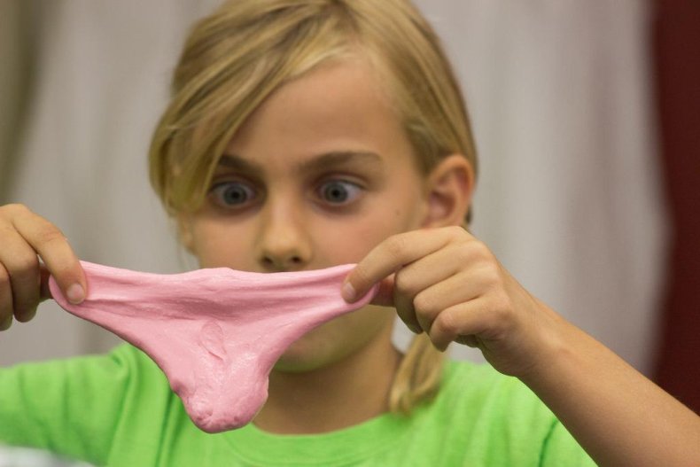 1949: Silly Putty