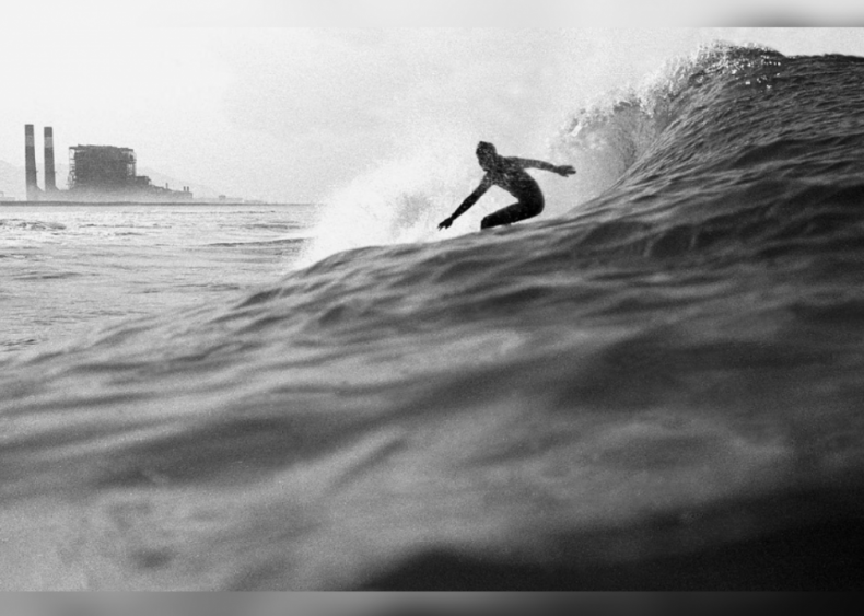 1962: Surfing