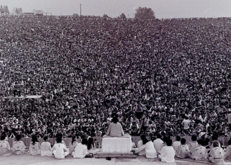 1969: Woodstock music festival