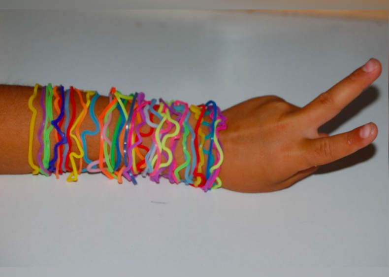 2006: Silly Bandz