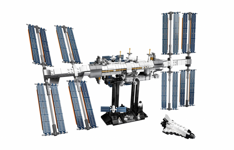 Best valentine's day gifts him Lego ISS