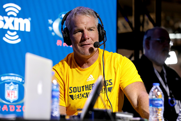 Brett Favre Gets Shellacked on Twitter for Deshaun Watson Trade Comments