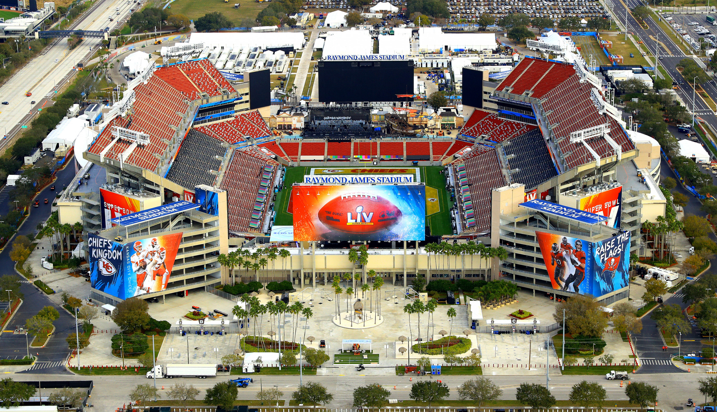 Tampa Bay Bucs debut new food and drink at Raymond James Stadium