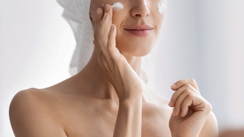 Crepey Skin On Eyes 04