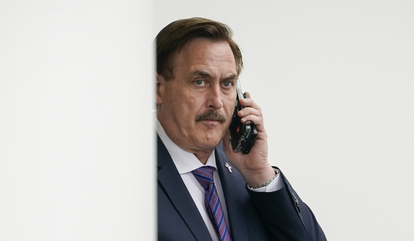Disclaimer steals the show in MyPillow CEO Mike Lindell’s documentary election fraud