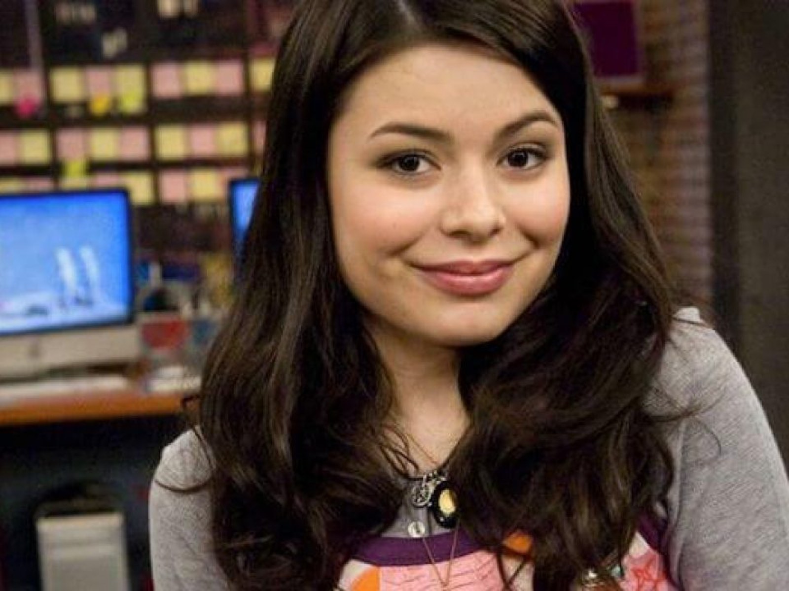 iCarly': How Many Seasons Are There and When Will the Rest Come to Netflix?