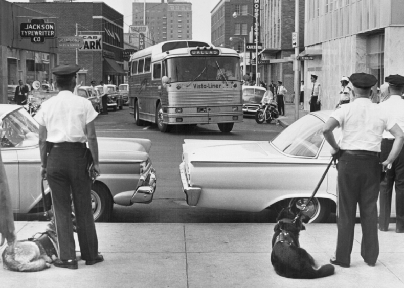 1947: 16 men embark on the 'Journey of Reconciliation'
